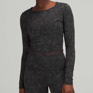Lululemon Wunder Under Cropped Long Sleeve - Worn once!